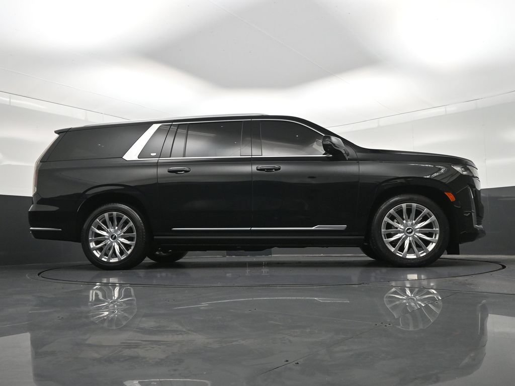 Used 2021 Cadillac Escalade ESV Premium Luxury w/ Driver Assist Tech Package RWD image 30