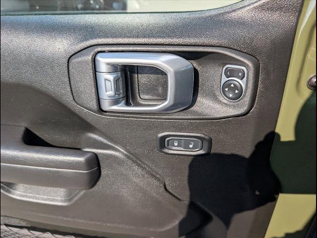 Used 2024 Jeep Wrangler Sport S image 15