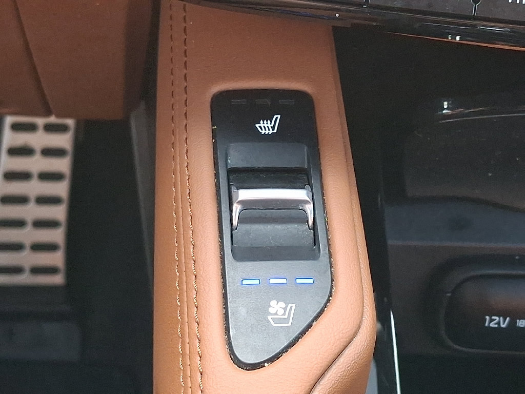 Certified 2024 Kia Telluride SX Prestige X-Line AWD/4WD image 25