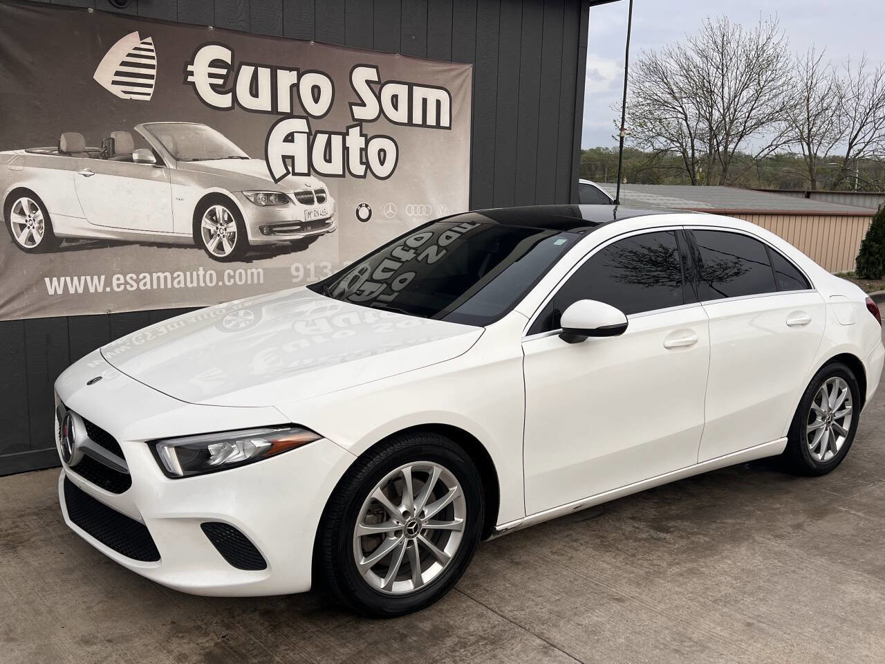 Used 2019 Mercedes-Benz A 220 image 3