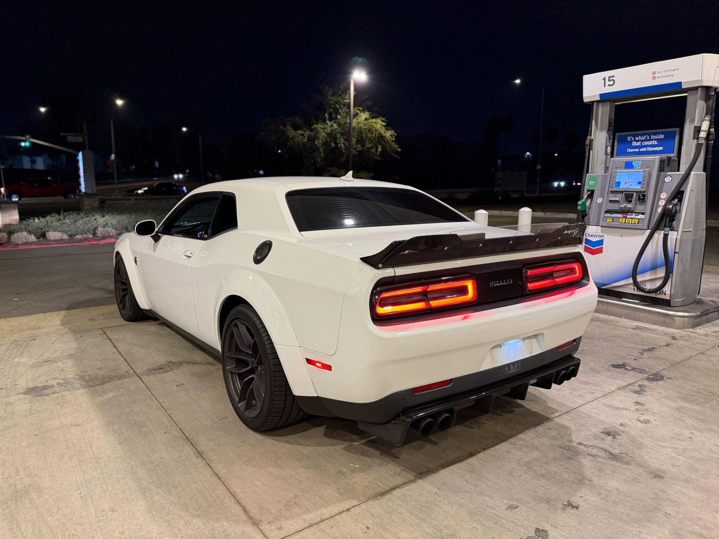 Used 2019 Dodge Challenger SRT Hellcat w/ Widebody Package image 9
