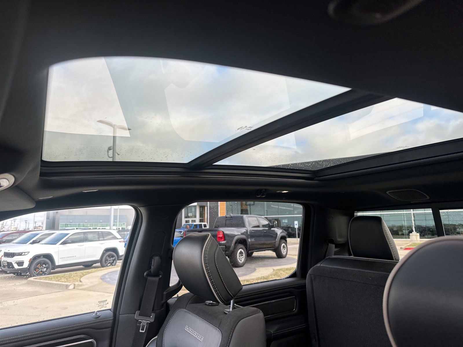 Used 2023 RAM 1500 Laramie image 12