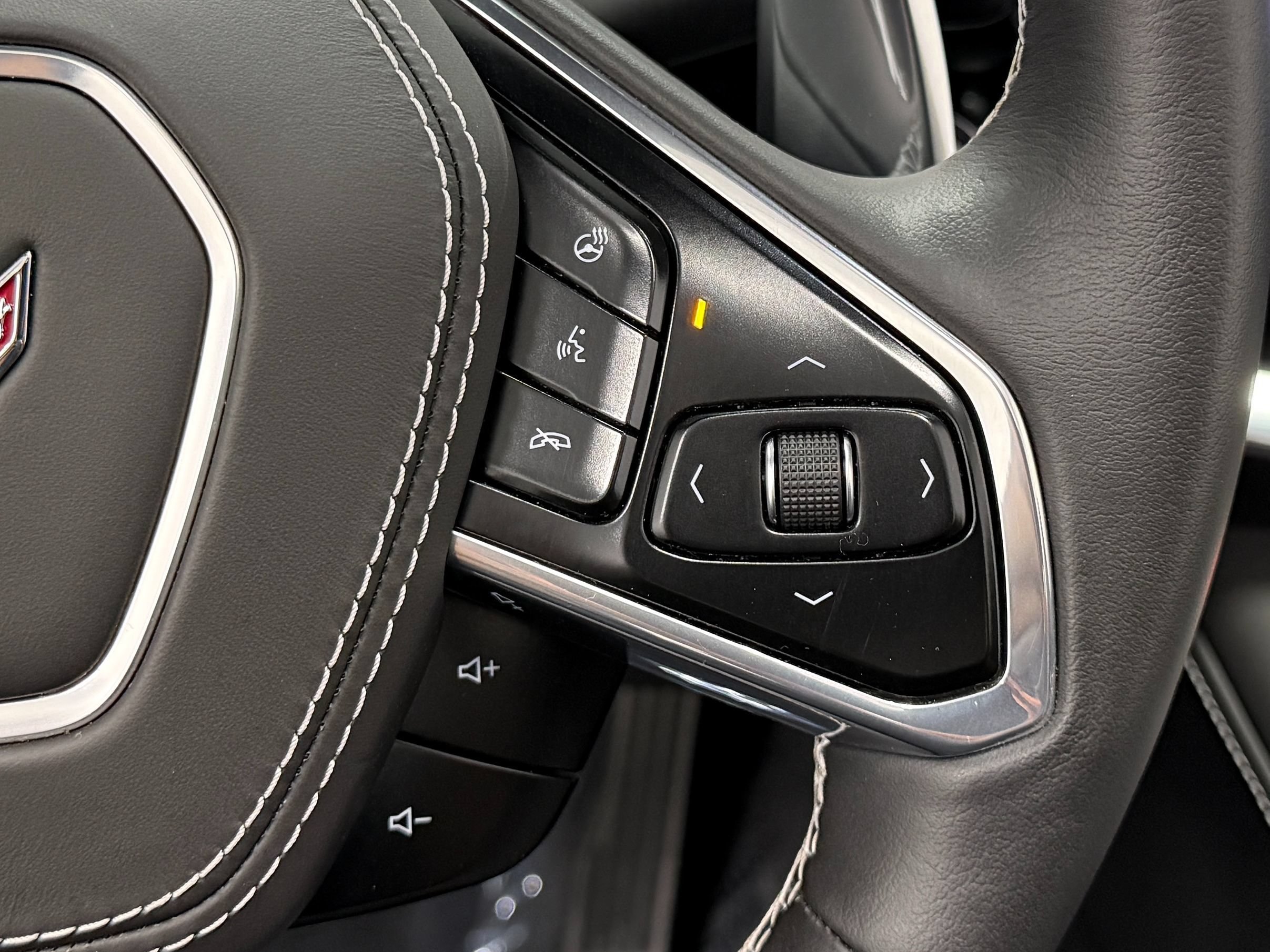 Used 2020 Chevrolet Corvette Stingray Premium Conv w/ 3LT Preferred Equipment Group RWD image 20