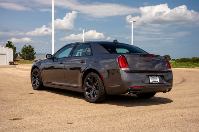 Used 2023 Chrysler 300 S RWD image 5