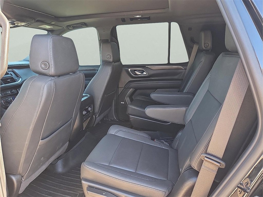 Used 2024 Chevrolet Tahoe Z71 w/ Luxury Package image 10