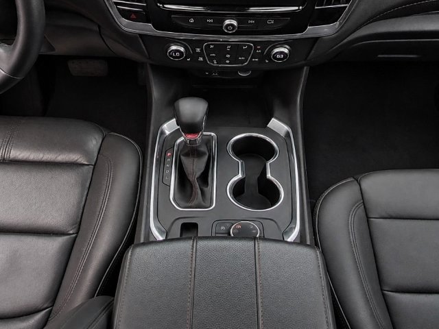 Used 2023 Chevrolet Traverse RS AWD/4WD image 18