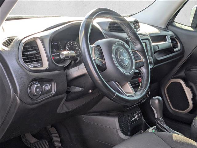 Used 2017 Jeep Renegade Latitude w/ Popular Equipment Group image 2