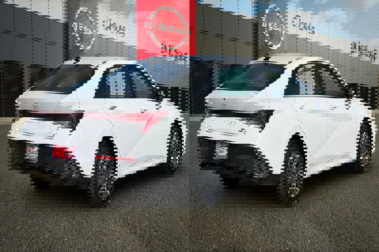 Used 2026 Hyundai Elantra Blue image 3