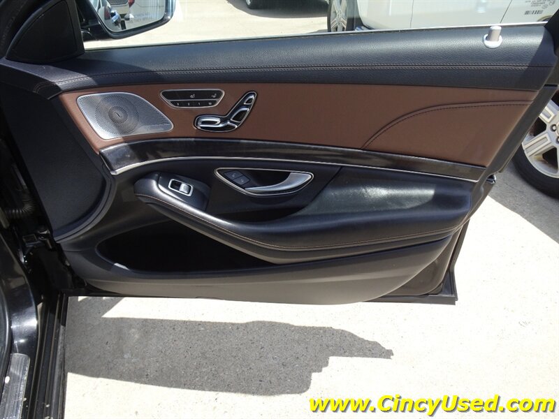Used 2020 Mercedes-Benz S 560 4MATIC Sedan image 26