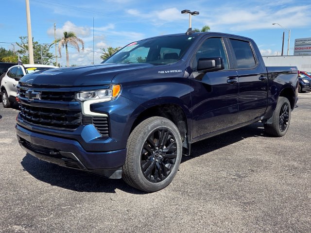 Used 2023 Chevrolet Silverado 1500 RST AWD/4WD image 7