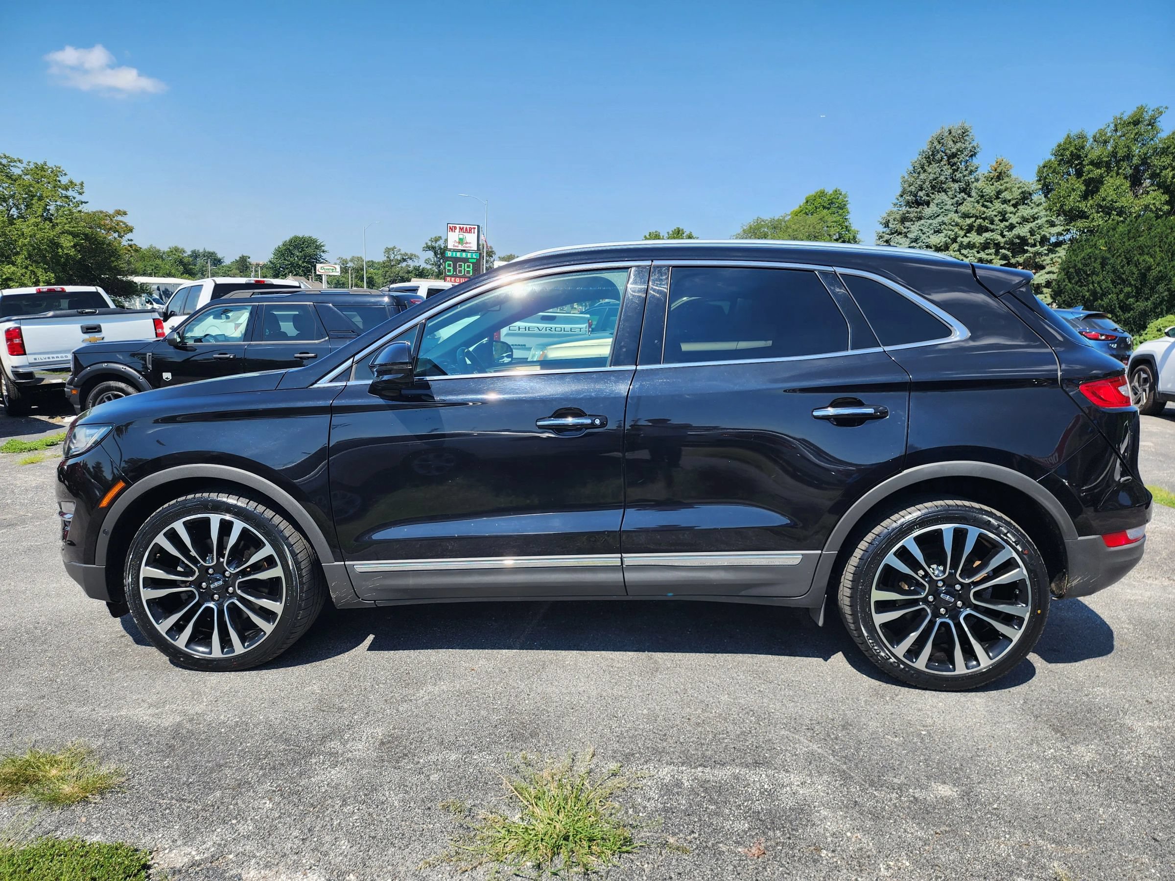 Used 2019 Lincoln MKC Reserve AWD/4WD image 4