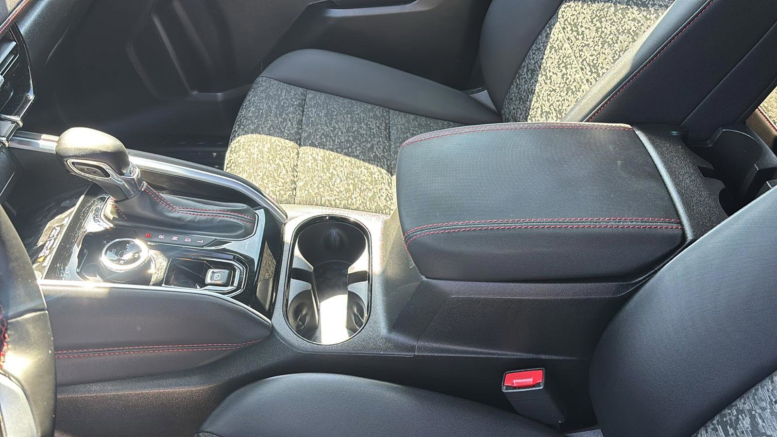 Used 2023 Chevrolet Colorado Z71 w/ Z71 Convenience Package 2 image 22