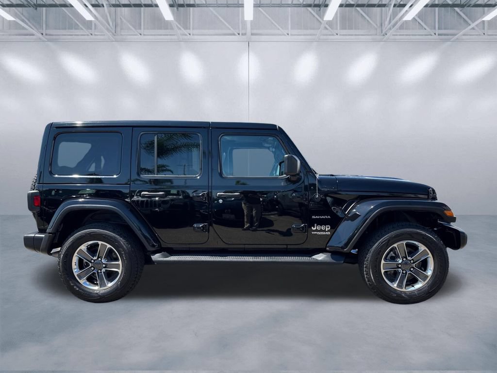 Used 2021 Jeep Wrangler Unlimited Sahara w/ Cold Weather Group AWD/4WD image 3