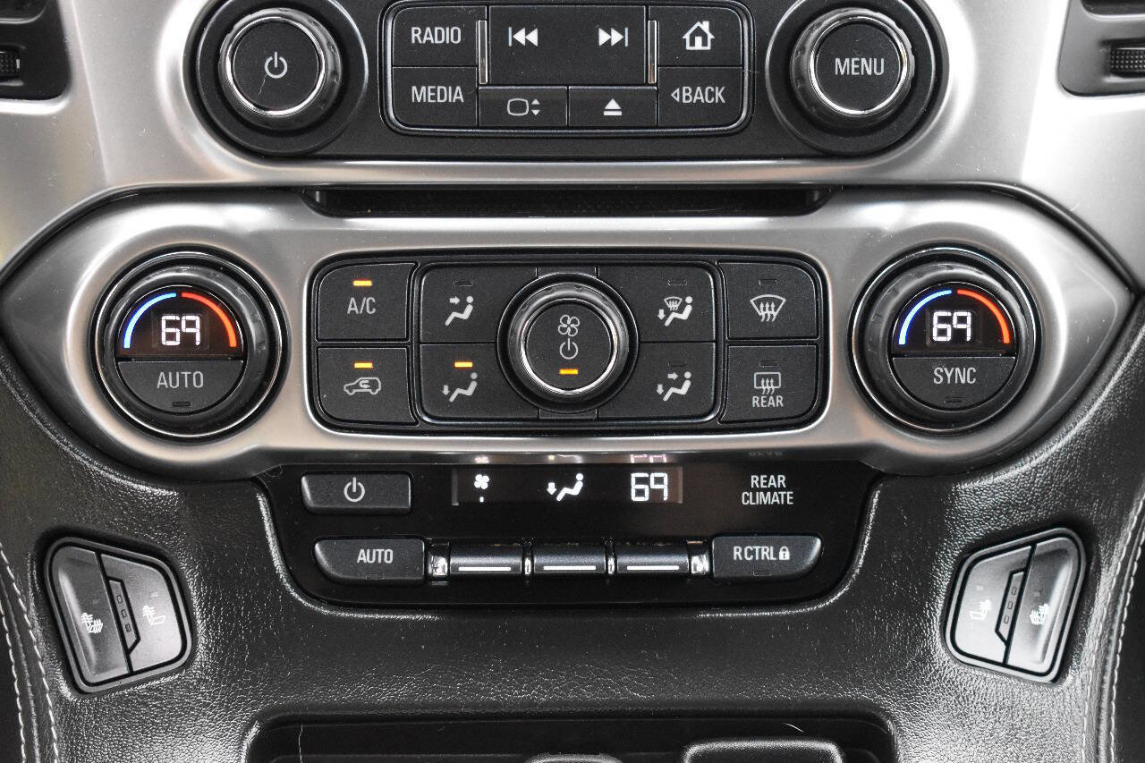 Used 2018 Chevrolet Suburban LT AWD/4WD image 31