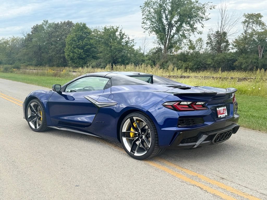 New 2027 Chevrolet Corvette Z06 RWD image 3