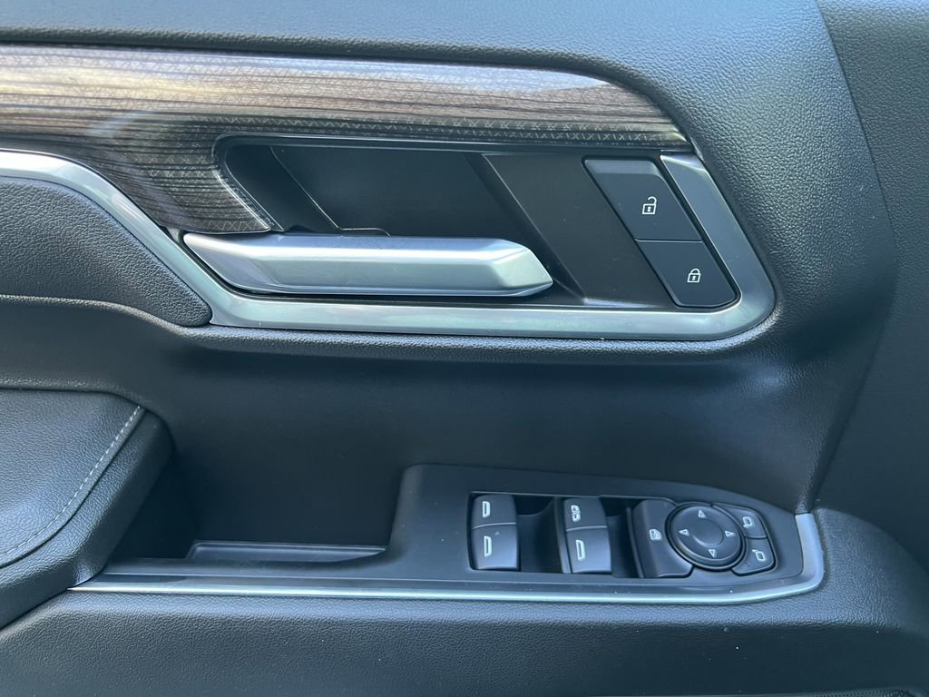 Used 2024 Chevrolet Silverado 1500 RST image 13