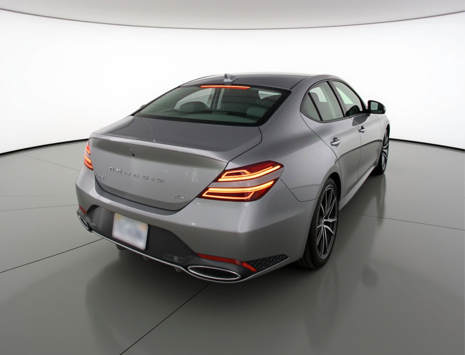 Used 2025 Genesis G70 2.5T image 9