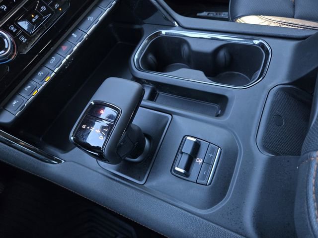 Used 2024 GMC Sierra 1500 AT4 w/ Technology Package AWD/4WD image 22