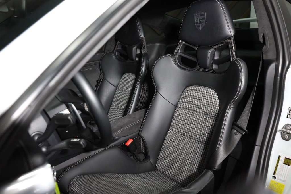 Used 2018 Porsche 911 GT3 image 5