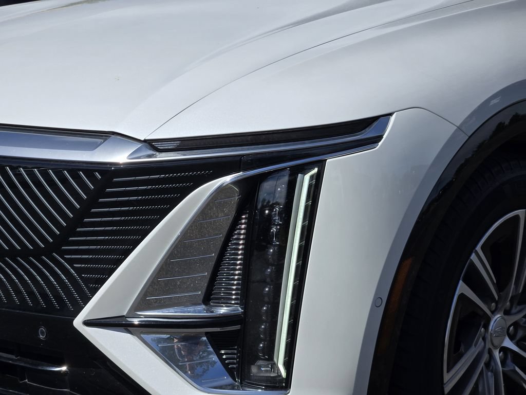 Certified 2024 Cadillac Lyriq Luxury RWD image 5