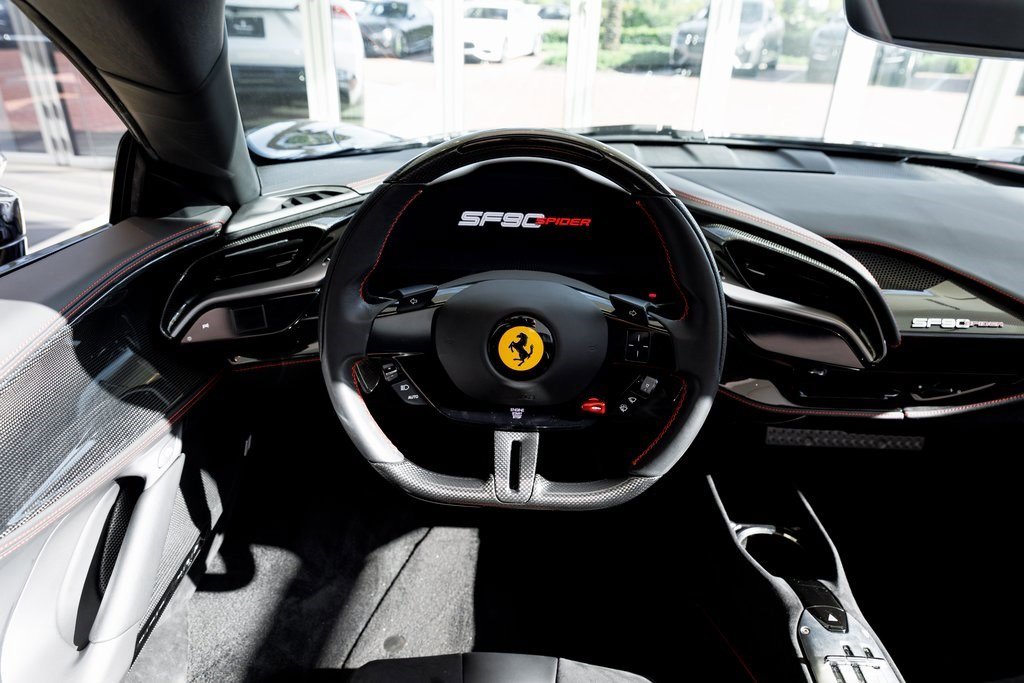 Used 2022 Ferrari SF90 Spider image 36
