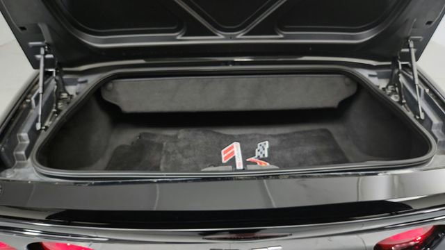 Used 2010 Chevrolet Corvette Grand Sport w/ Preferred Equipment Group image 19