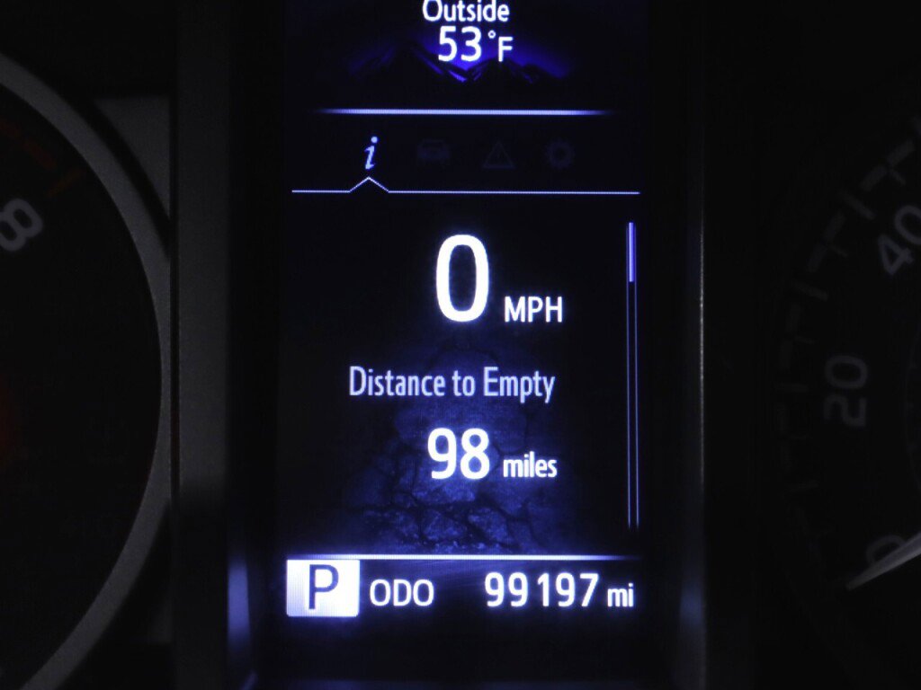 Used 2021 Toyota Tacoma TRD Off-Road image 12