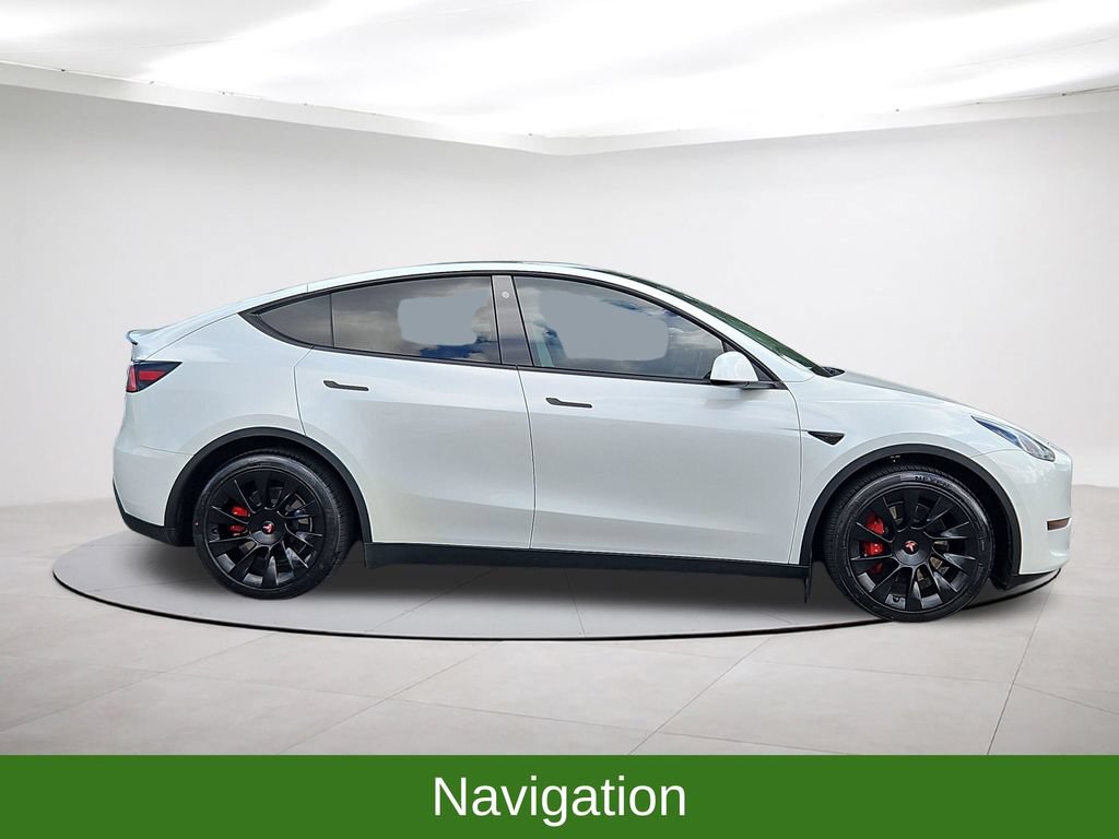 Used 2021 Tesla Model Y Long Range AWD/4WD image 8