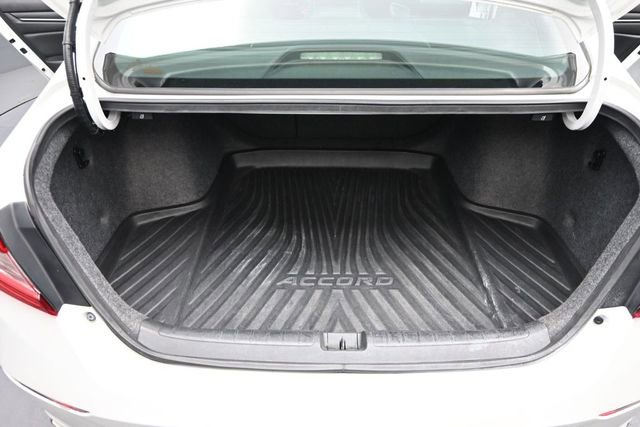 Used 2018 Honda Accord Sport image 17