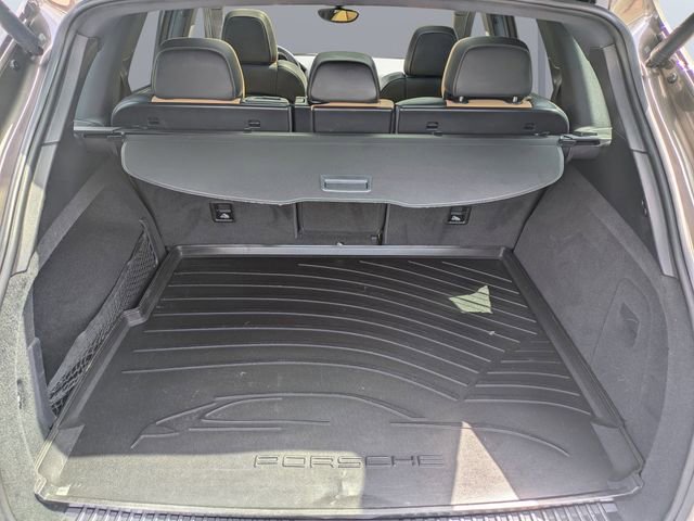 Used 2016 Porsche Cayenne image 12