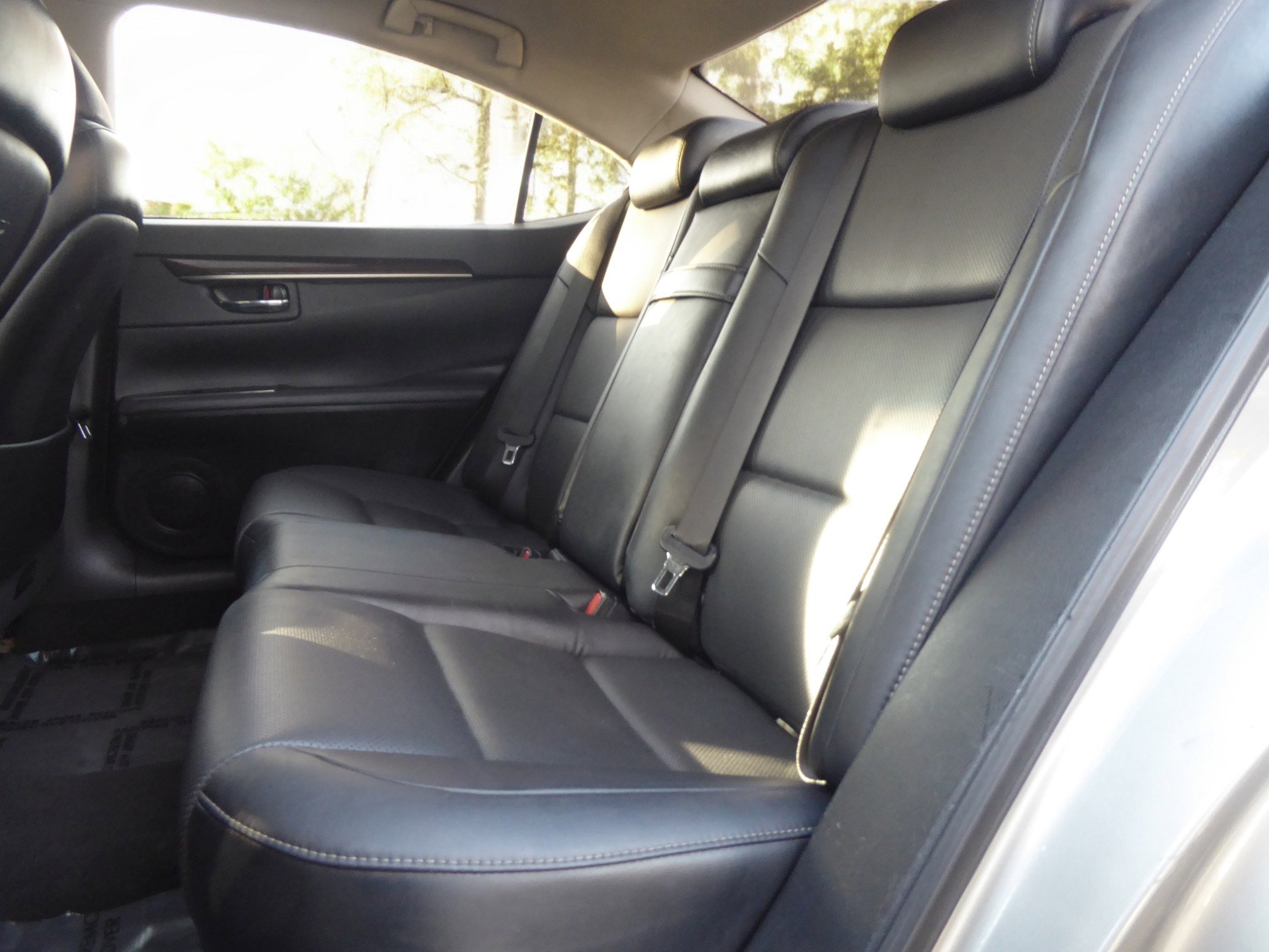 Used 2017 Lexus ES 350 w/ Navigation System Package image 17