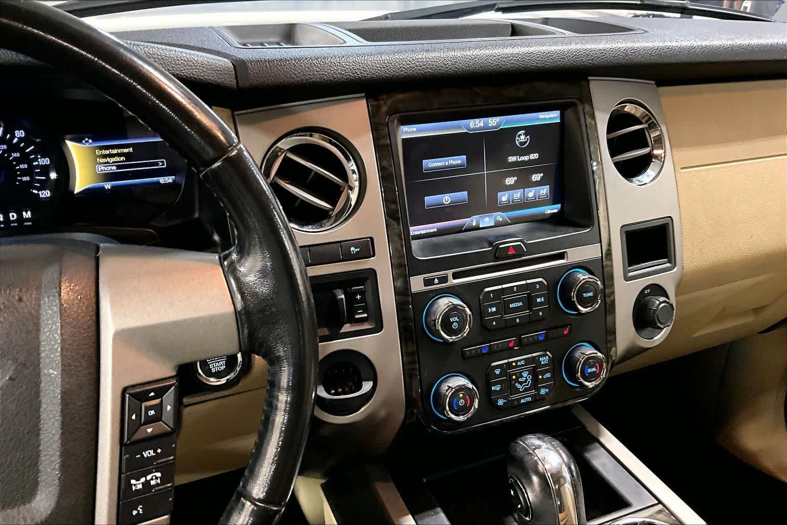 Used 2015 Ford Expedition Limited w/ Equipment Group 301A RWD image 7