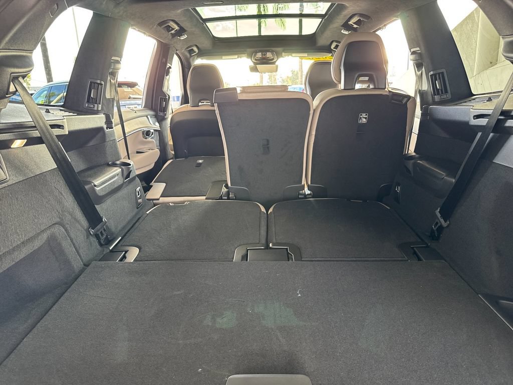New 2026 Volvo XC90 T8 Ultra w/ Lounge Package AWD/4WD image 15