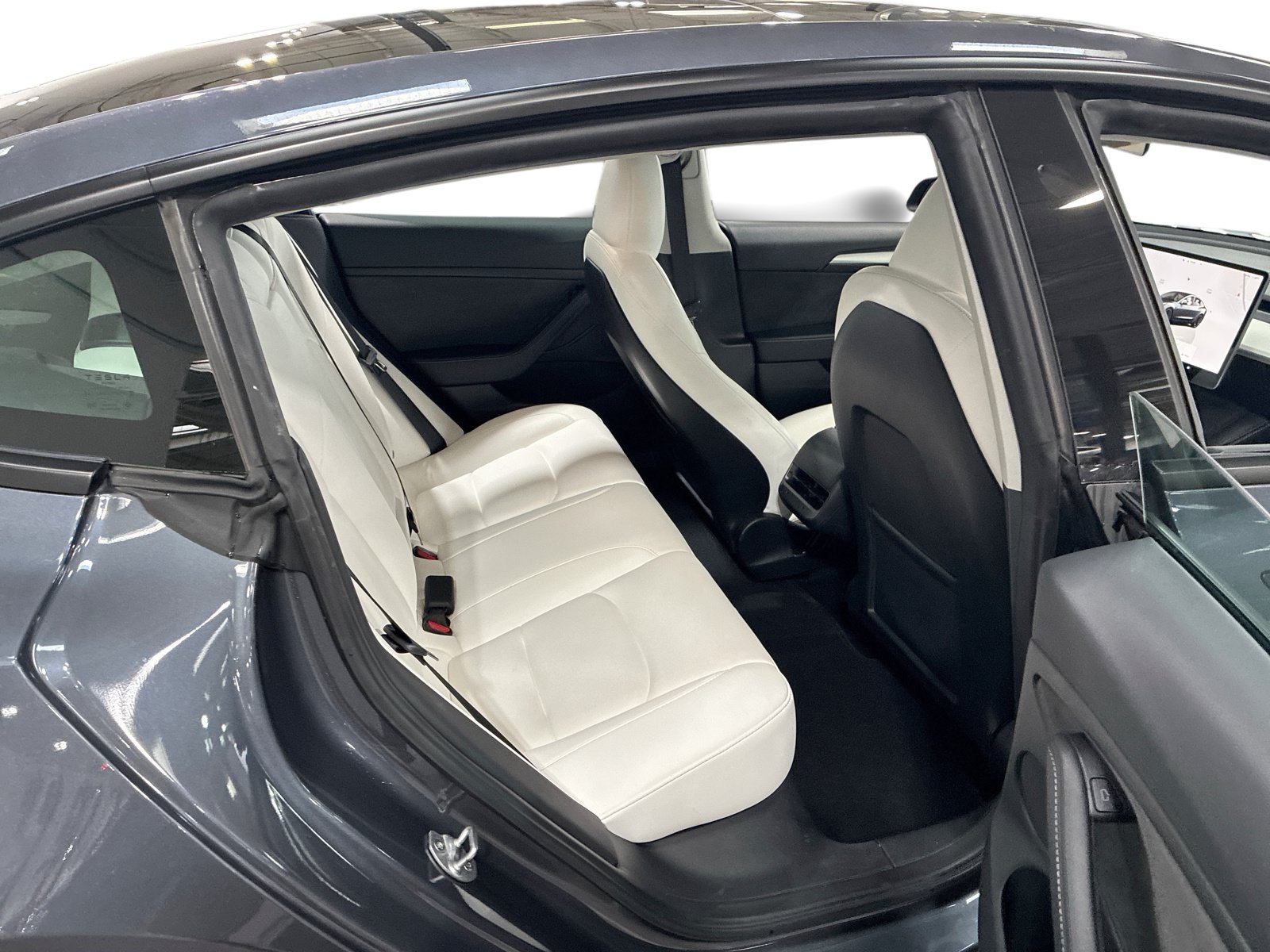 Certified 2023 Tesla Model 3 Performance AWD/4WD image 11