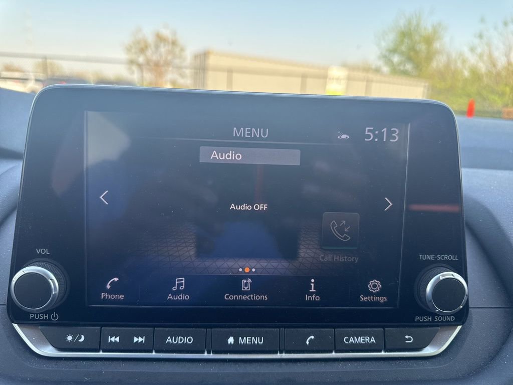 Certified 2024 Nissan Rogue SV image 21