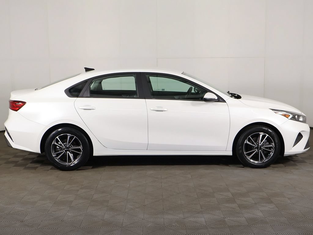 Used 2022 Kia Forte LXS w/ LXS Technology Package FWD image 20