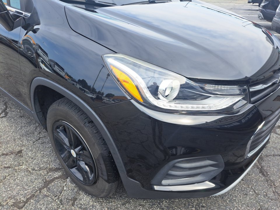 Used 2019 Chevrolet Trax LT w/ LT Convenience Package AWD/4WD image 13