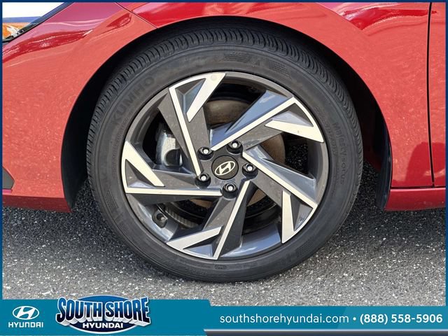 Certified 2025 Hyundai Elantra Sport w/ Cargo Package FWD image 9