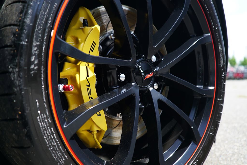 Used 2017 Chevrolet Corvette Grand Sport RWD image 34