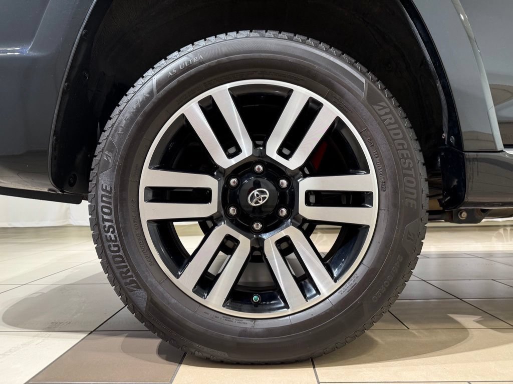 Certified 2019 Toyota 4Runner Limited AWD/4WD image 9