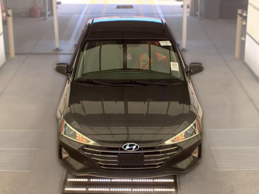 Used 2020 Hyundai Elantra SE FWD image 2