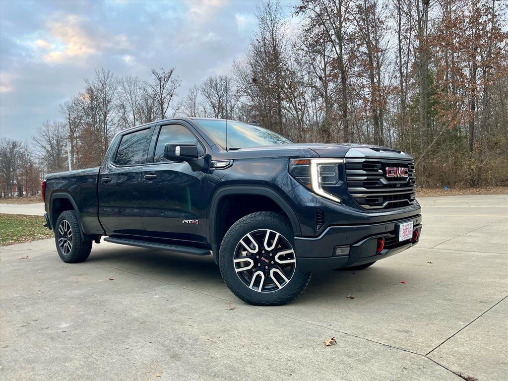 Used 2022 GMC Sierra 1500 AT4 w/ AT4 Premium Package