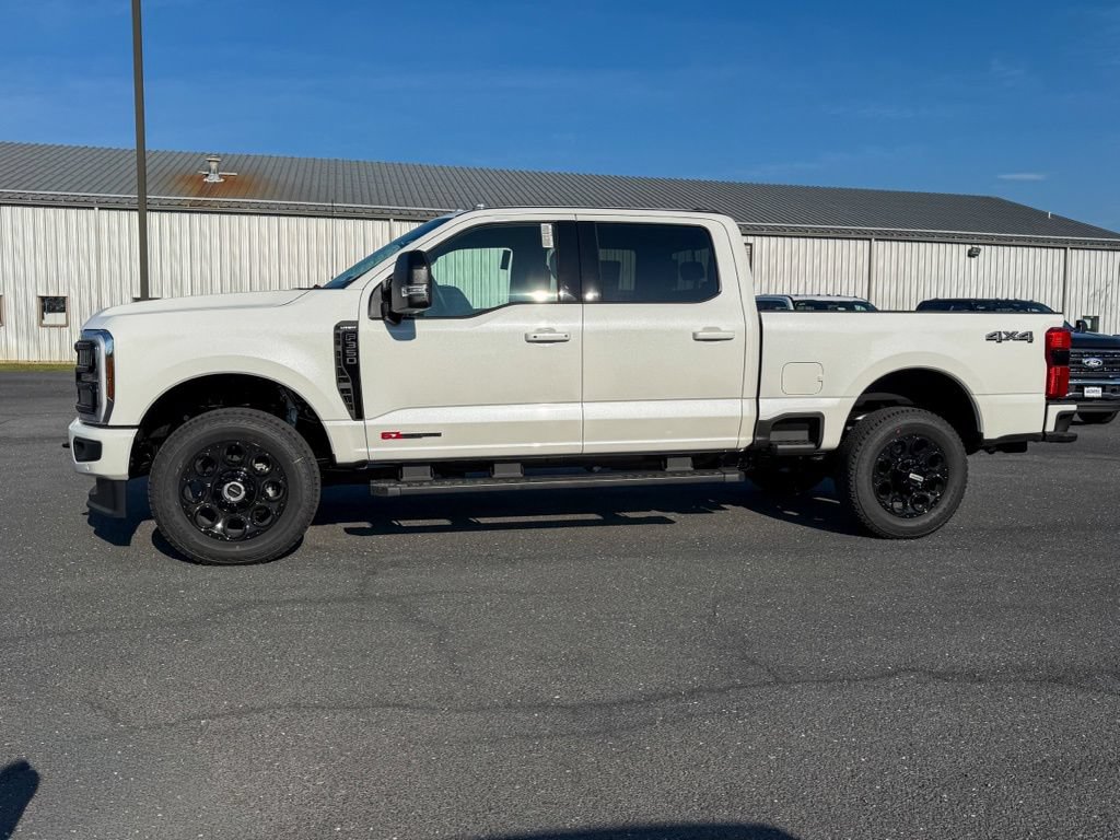 New 2027 Ford F350 Lariat w/ Black Appearance Package AWD/4WD image 3