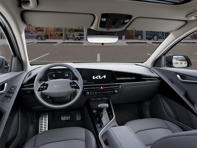 Used 2024 Kia Niro EX Touring image 14