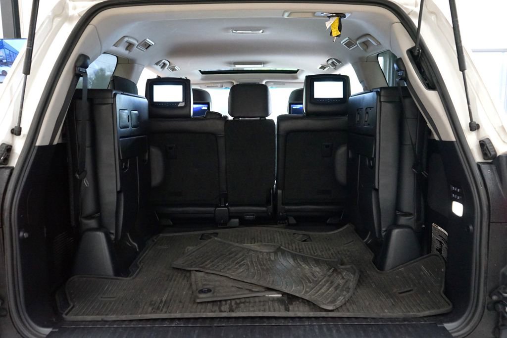 Used 2017 Lexus LX 570 4WD w/ Luxury Package image 68