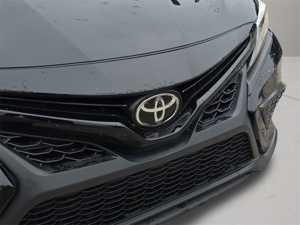 Used 2021 Toyota Camry SE w/ TRD Appearance Package (TMS) image 9