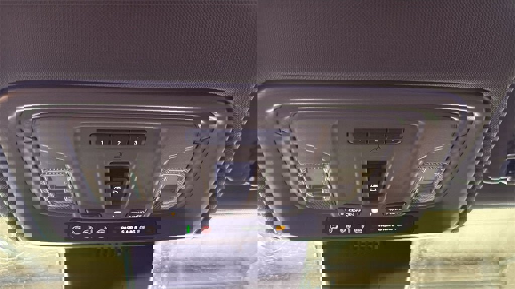 New 2026 GMC Sierra 3500 SLT w/ SLT Premium Package image 34