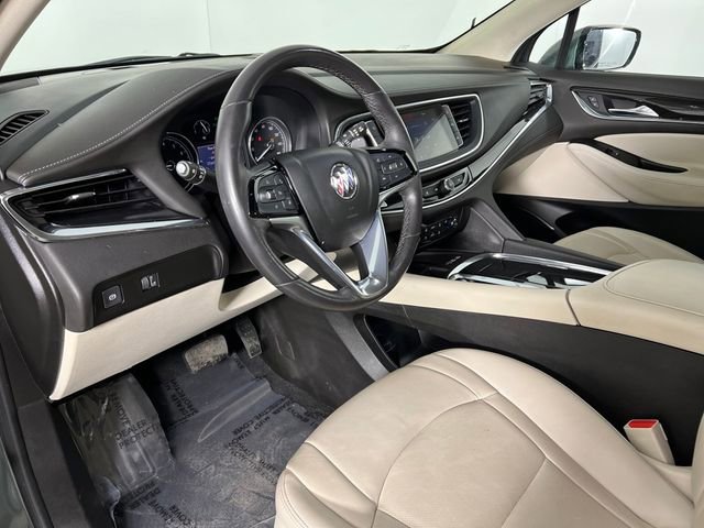Used 2023 Buick Enclave Essence image 29