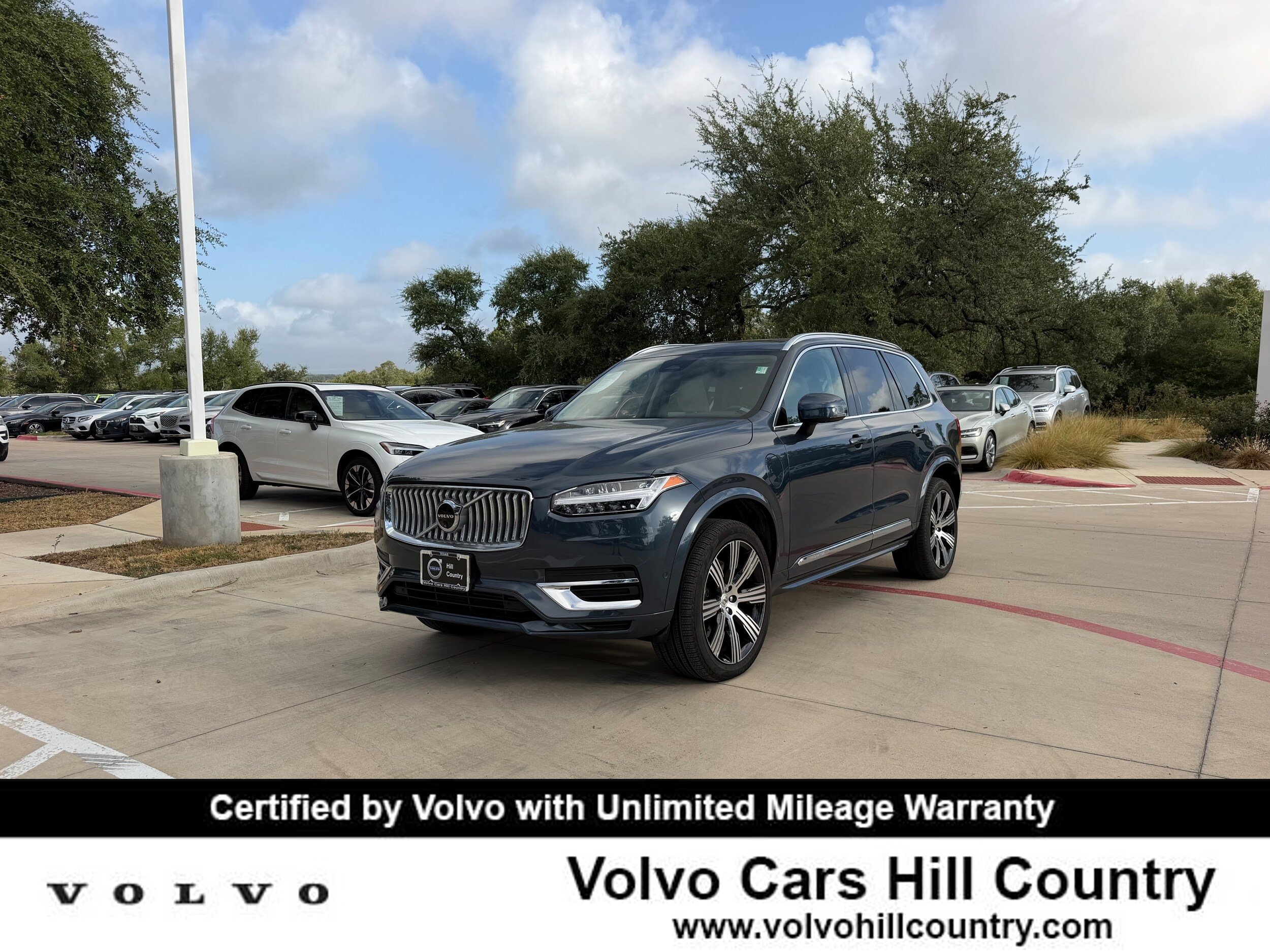 Certified 2024 Volvo XC90 T8 Plus AWD/4WD image 1