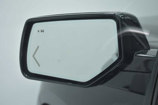 Used 2020 GMC Yukon XL SLT w/ Open Road Package image 11